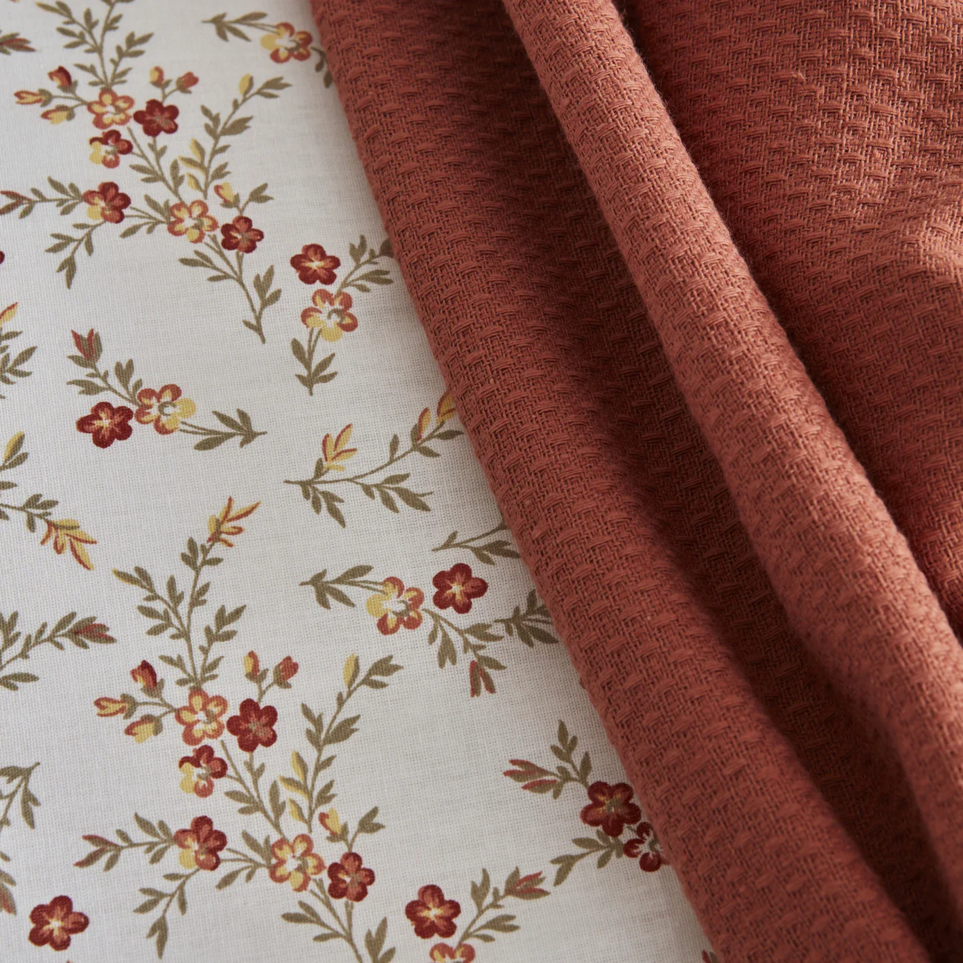 Karaca Home Mizu 100% Baumwolle Doppel-Bettwäsche-Set mit Gratis Decke – Bild 4