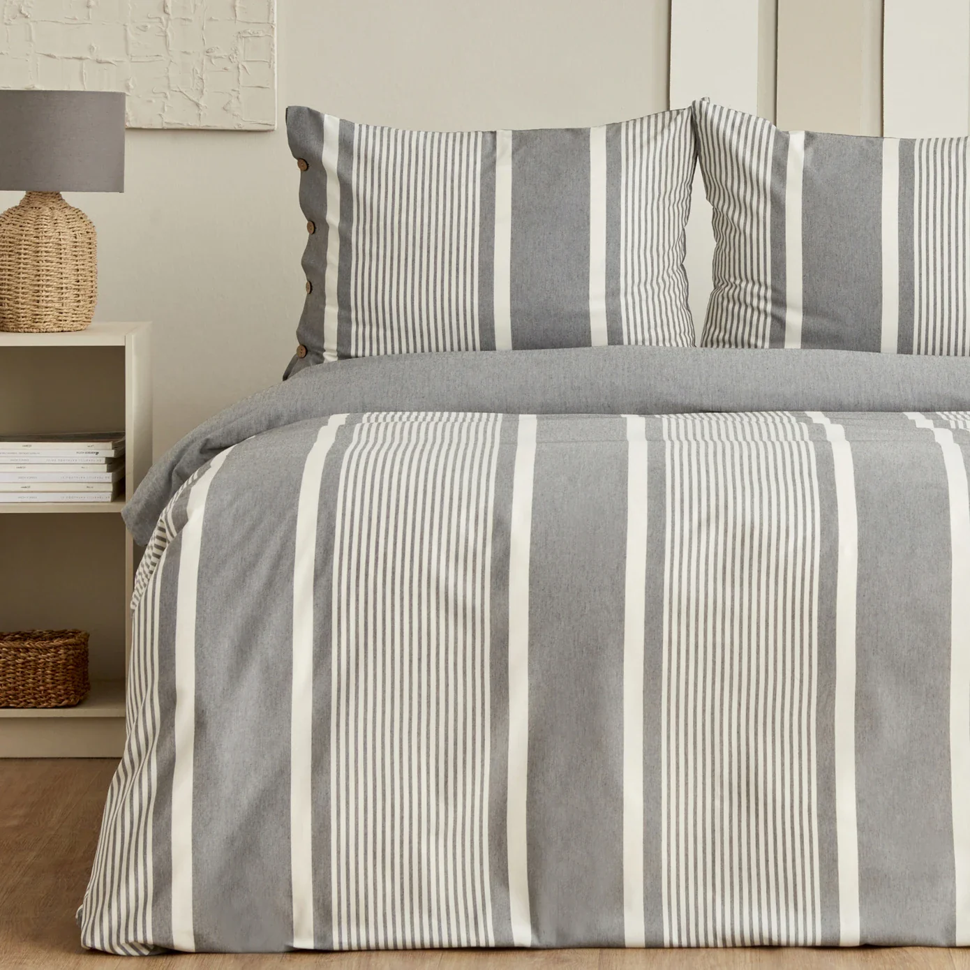 Sarah Anderson Fennel Doppelbett-Bettwäsche-Set mit Färbetechnologie in Anthrazit – Bild 5