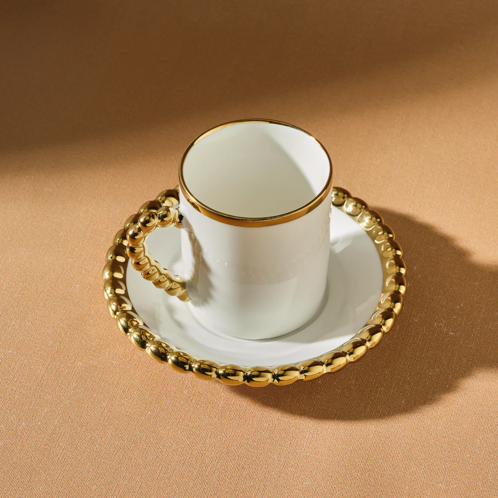 Karaca Boncuk 12-teiliges Bone China Espresso Türkisch-Kaffeetassen-Set für 6 Personen, 80 ml, Weiß Gold – Bild 3