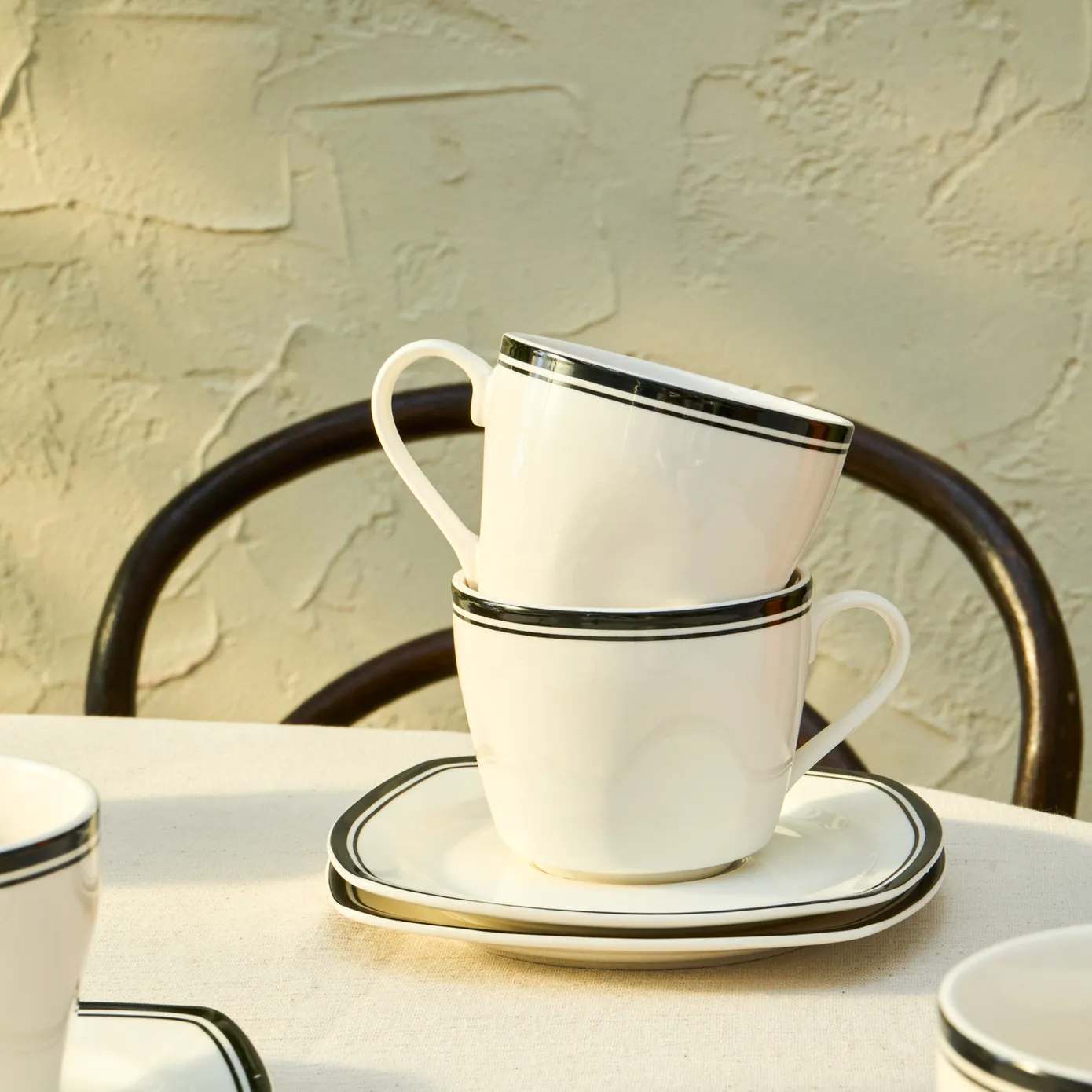 Karaca Black Line Teetassen-Set für 6 Personen, 12 Teilig, 220 ml – Bild 4