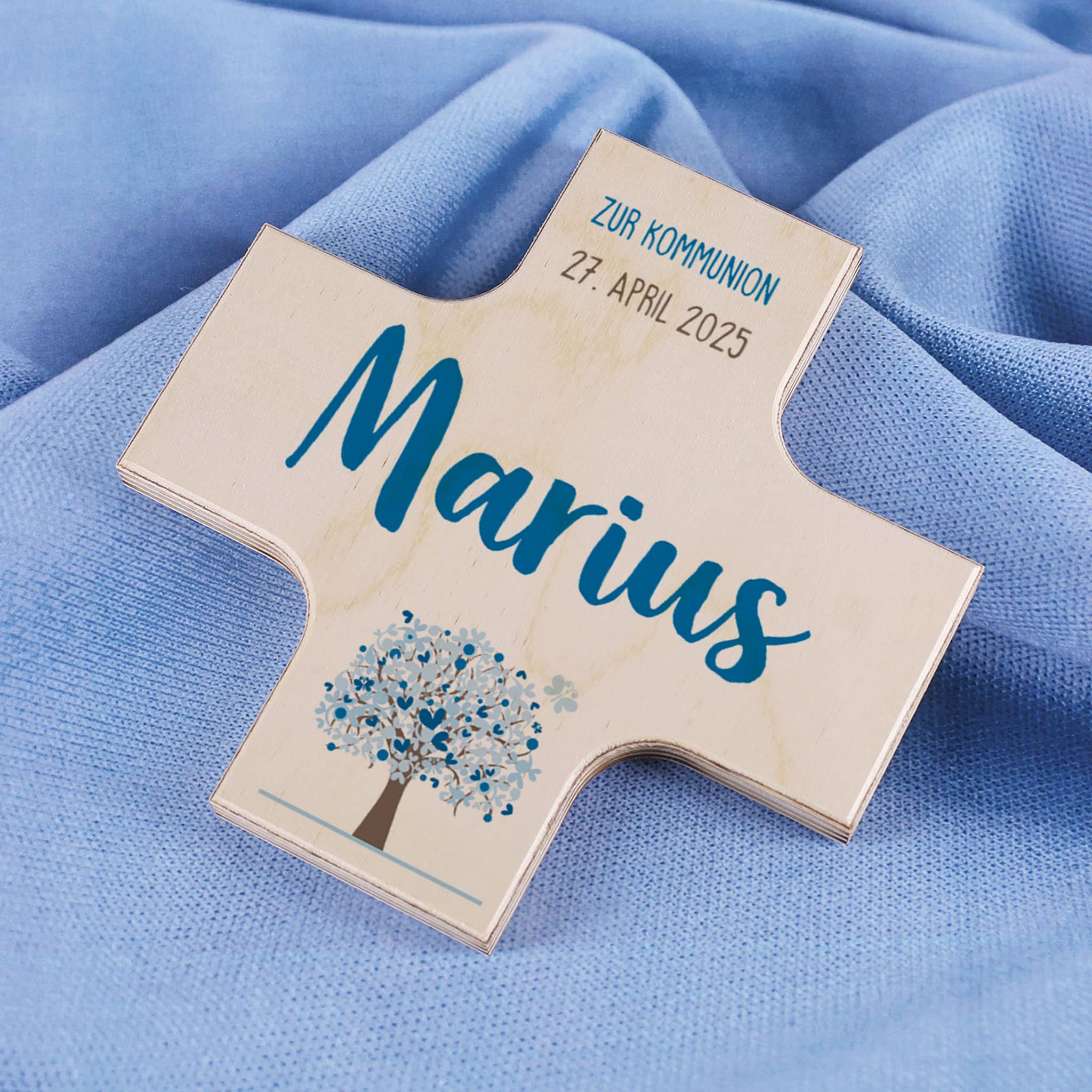 Holzkreuze - Lebensbaum in drei verschiedenen Farben – Bild 2