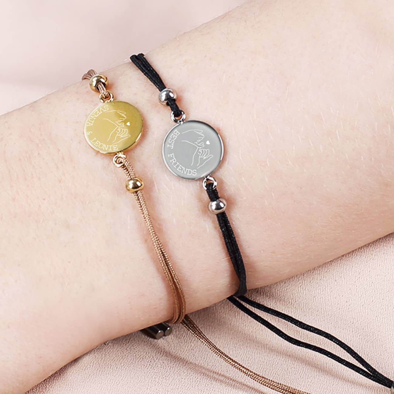 Leonardo Freundschafts-Armband mit Pinky Promise Motiv und Wunschtext