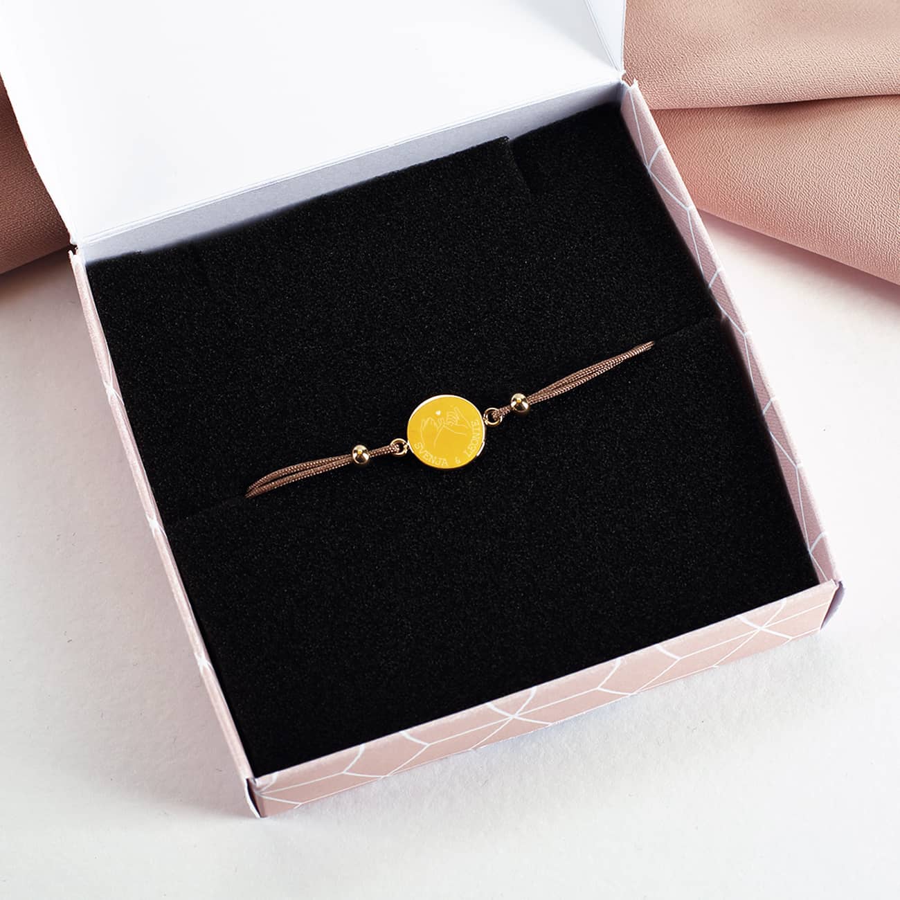 Leonardo Freundschafts-Armband mit Pinky Promise Motiv und Wunschtext – Bild 8