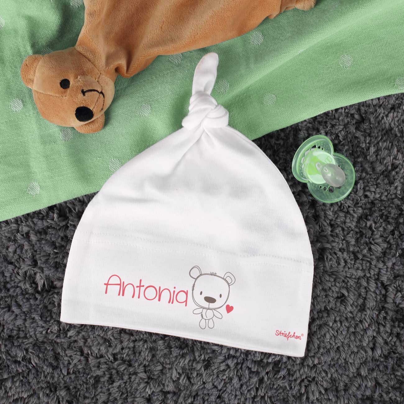 Babymütze in verschiedenen Farben mit Namensaufdruck – Bild 6